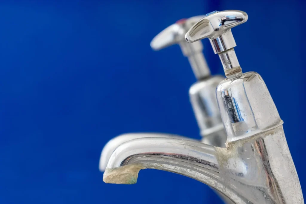 Calcare dei rubinetti: ecco tutti i rimedi naturali per rimuoverlo facilmente