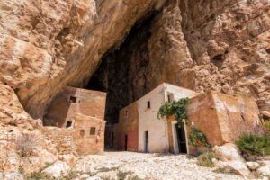 Da tutto il mondo vengono in Sicilia per visitare i resti di questa antica civiltà: ecco dove