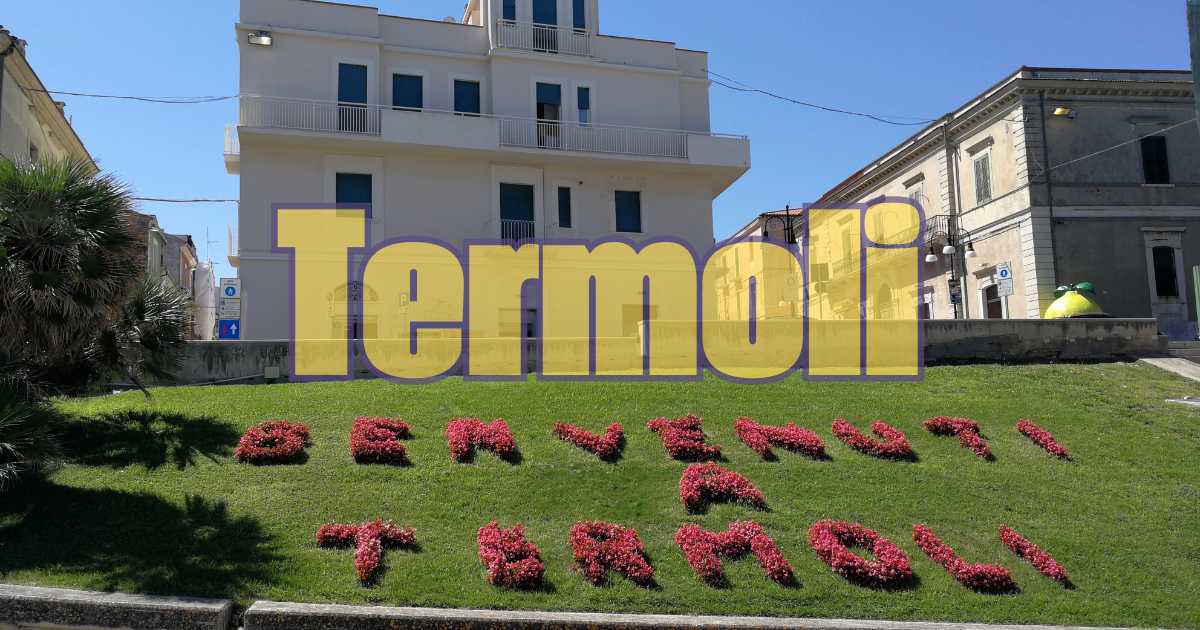 Cartina d'Italia evidenziata con le zone interessate dalla proroga del Superbonus.