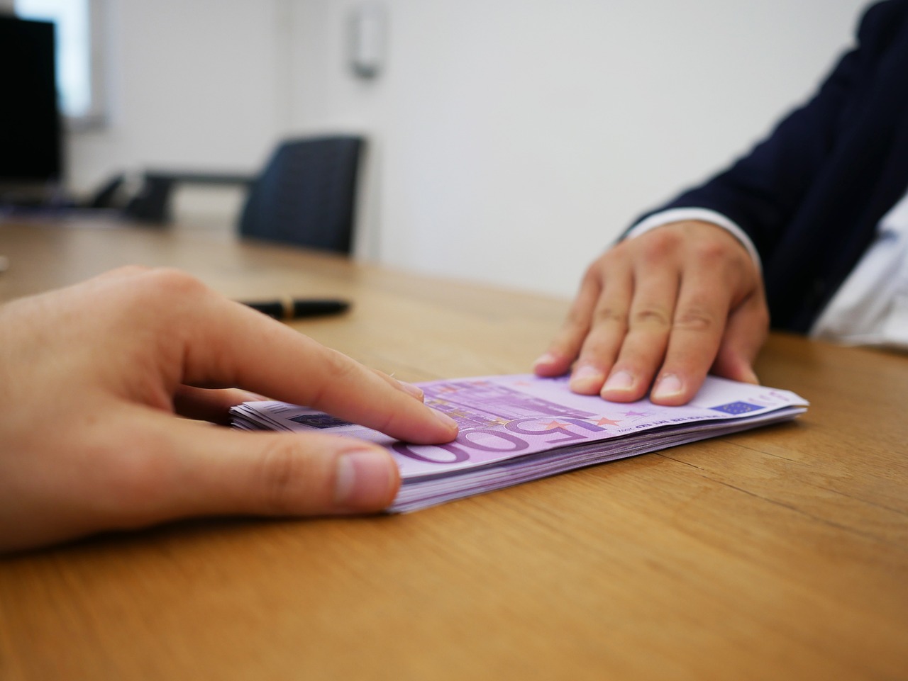 Immagine che illustra il Reddito di Inclusione 2026 con dati su chi può richiederlo e i relativi importi.