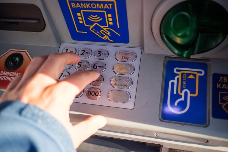 Bonifico bancario: quando viene bloccato prima di arrivare