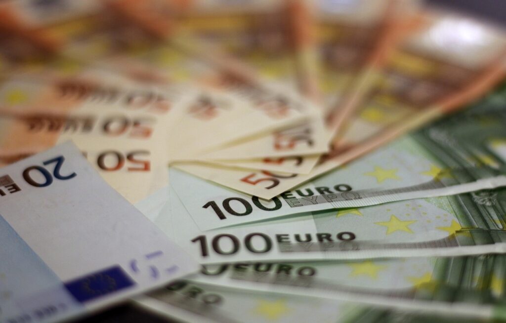 Conto in banca oltre 15.000 euro: ecco le nuove regole fiscali che devi conoscere